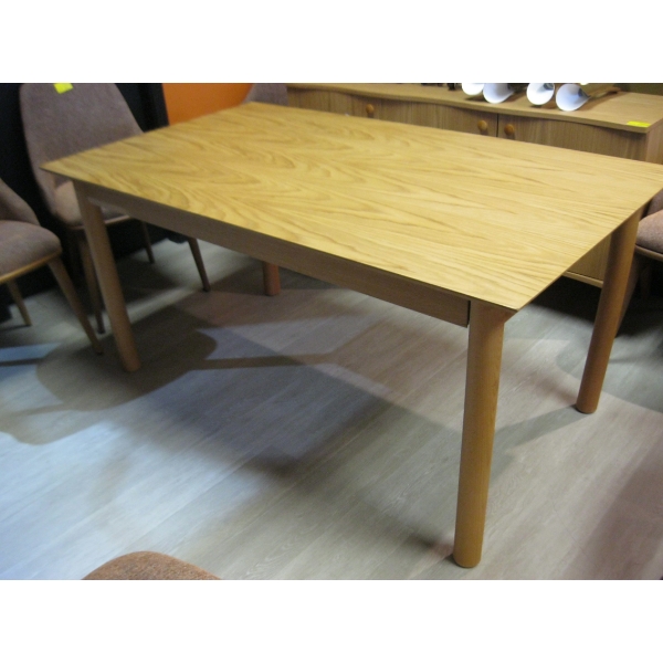 OAK COMO EXTENDABLE TABLE, 160CM