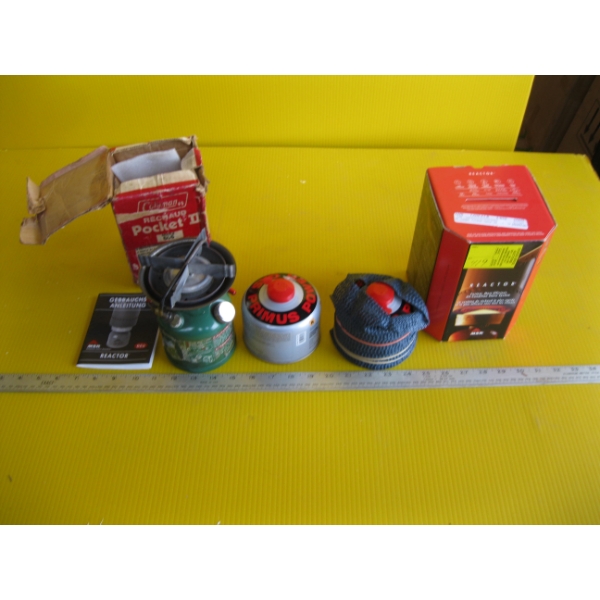 2 SM. CAMPSTOVES W/BUTANE