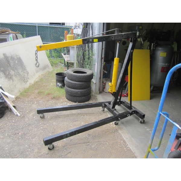 2 TON FOLDING HYDRAULIC ENGINE HOIST