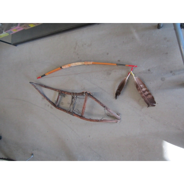 VINTAGE SNOWSHOE & A BOW