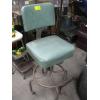 Image 1 : GREEN STOOL ON CASTORS