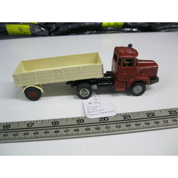 CORGI BERLIET TRUCK & TRAILER