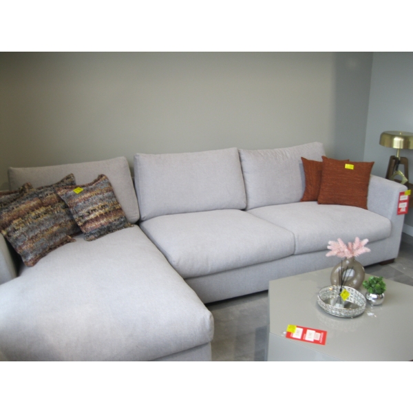 GREY 2 PIECE SECTIONAL SOFA