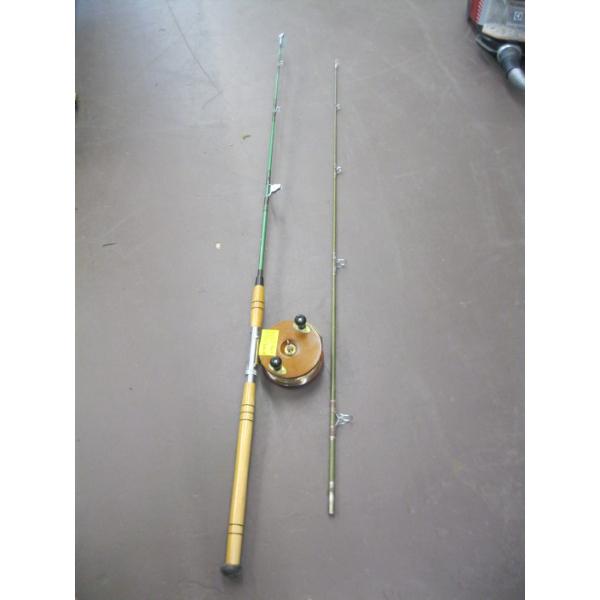 WOODEN PEETZ FISHING REEL & HEAVY DUTY ROD