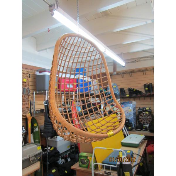 RATTAN HANGING SEAT SWING