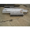 Image 1 : PALLET W/SOLID BAR