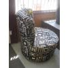 Image 2 : DECORATIVE SWIVEL CHAIR