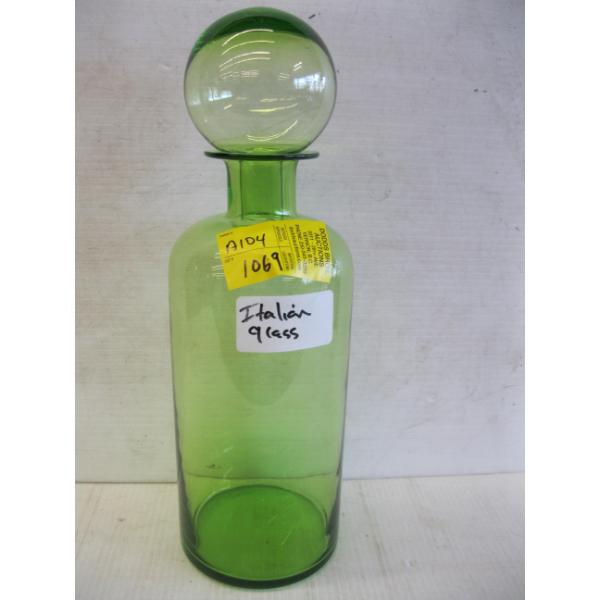 GREEN ITALIAN GLASS VASE W/LID