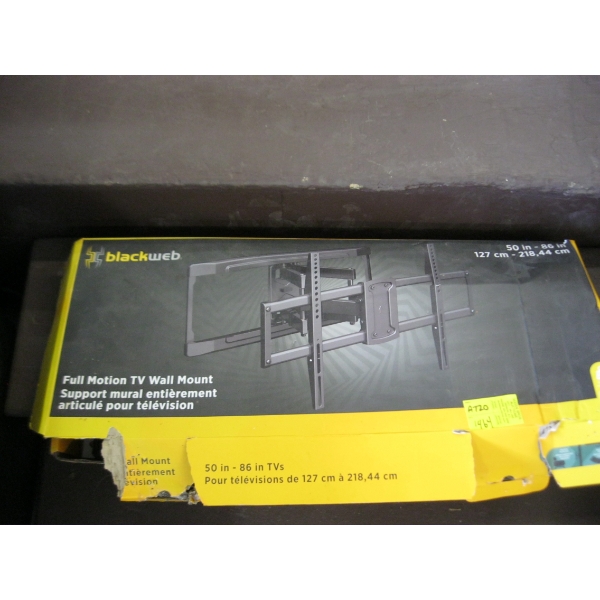 FLATSCREEN TV WALL MOUNTS