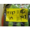 Image 4 : 6 PAIR OF SZ 8 GLOVES
