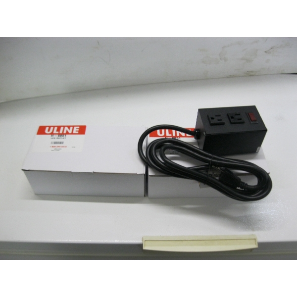 2 NEW 4 PLUG POWER BLOCKS