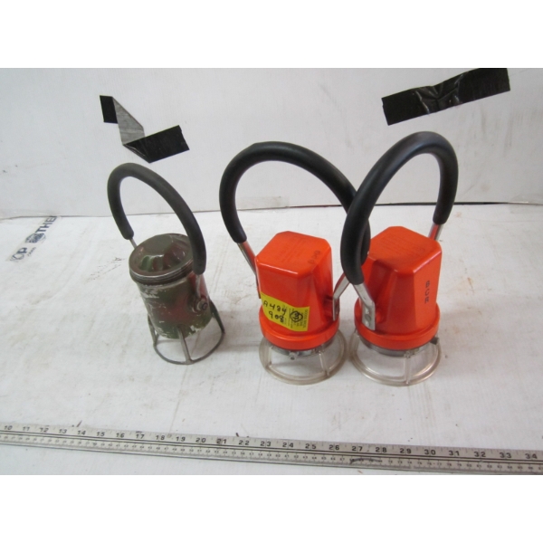 3 LANTERN FLASHLIGHTS