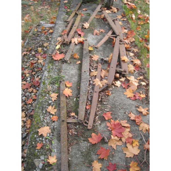 METAL DOUBLE TREES