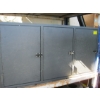 Image 1 : 3 DOOR METAL CABINET