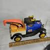 Image 6 : 6 MEDIUM SIZE VINTAGE TOY TRUCKS & VINTAGE TOY CARS/TRUCKS