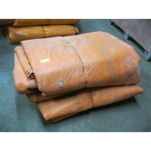 2 INSULATED TARPS