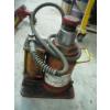 Image 2 : HEAVY DUTY BLACKHAWK AIR OVER HYDRAULIC BOTTLE JACK