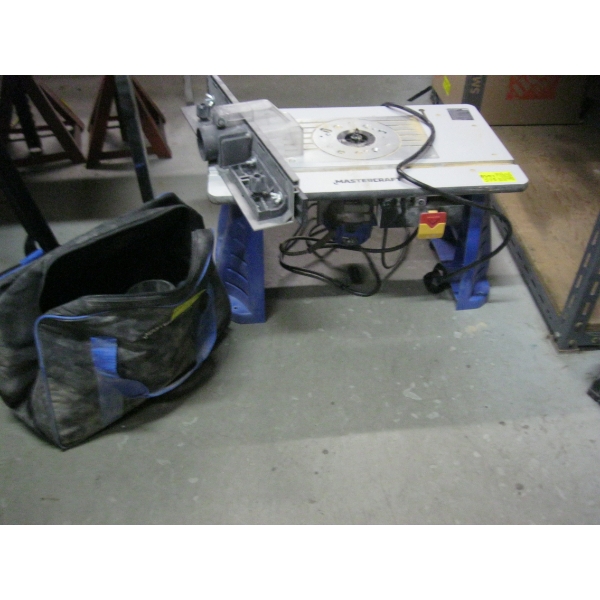 MASTERCRAFT ROUTER TABLE W/ROUTER & BAG W/ACCESS.