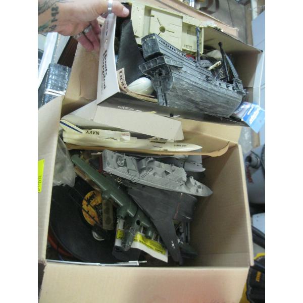 BOX W/MISC. MODELS, ETC.