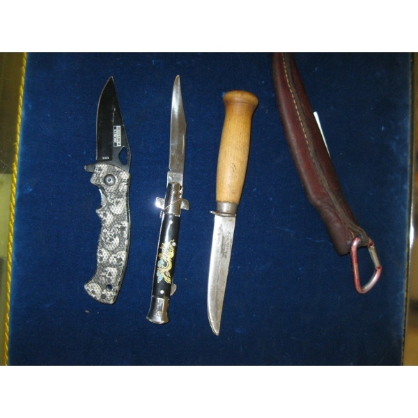 3 KNIVES