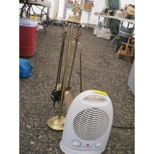 AIRWORKS ELECTRICA HEATER & FIREPLACE COMPANION SET