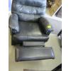 Image 3 : BLACK LEATHER LOOK RECLINER