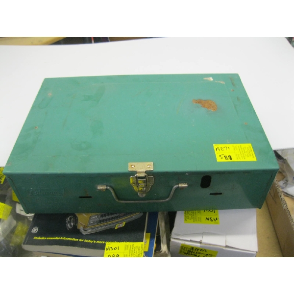 COLEMAN GAS CAMP STOVE