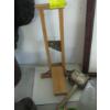 Image 4 : HOMEMADE GUILLOTINE
