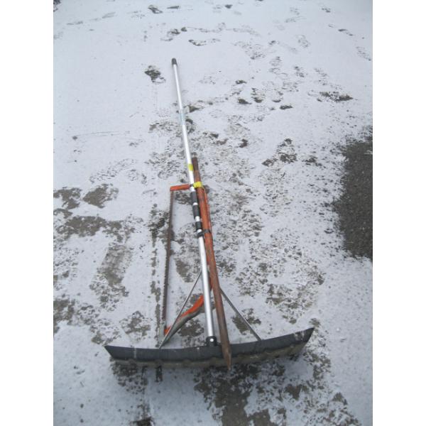 PRY BAR, SWEDE SAW & AN EXTENDABLE HANDLED SNOW SCOOP