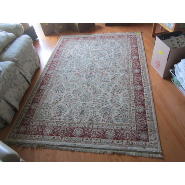 AREA CARPET, APPROX. 8'X5'