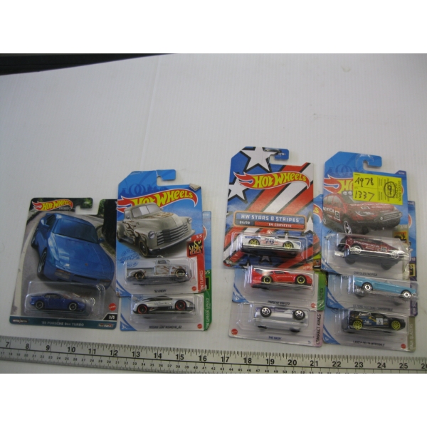 9 HOT WHEELS CARDS