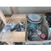 Image 2 : MAKITA HEAVY DUTY ANGLE GRINDER W/ASST. ACCESSORIES