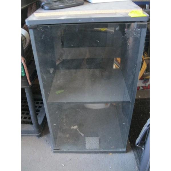GLASS DOOR STEREO STAND