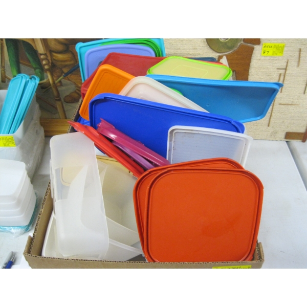 LG. LOT OF SQUARE & RECTANGULAR TUPPERWARE LIDS & SOME MISC. CONTAINERS