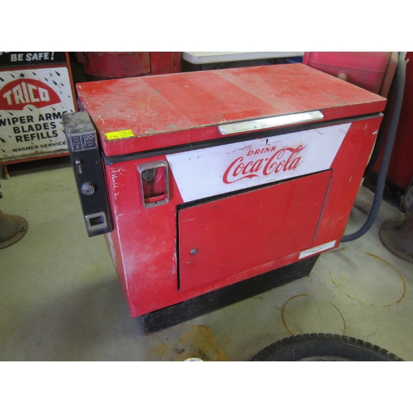 REACH IN COCA COLA COOLER