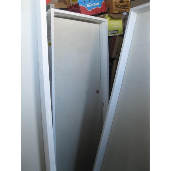 30" X 80" LEFT HAND INTERIOR DOOR W/FRAME