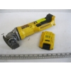 Image 3 : DEWALT 4.5" GRINDER W/BATTERY - NO CHARGER