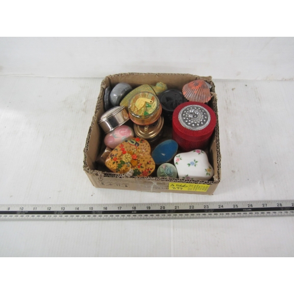 ASST. SM. LIDDED CONTAINERS