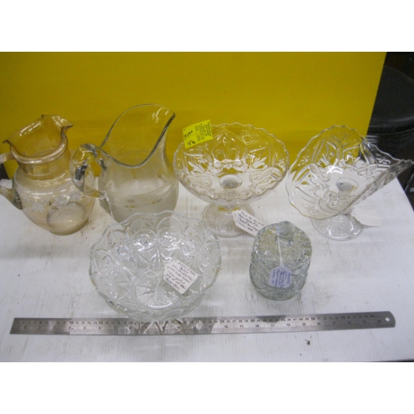 6 PIECES OF VINTAGE GLASSWARE