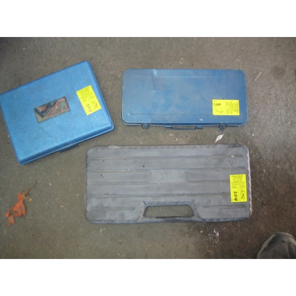 2 SOCKET SETS & AN ELECTRICAL FITTING CASE W/FITTINGS
