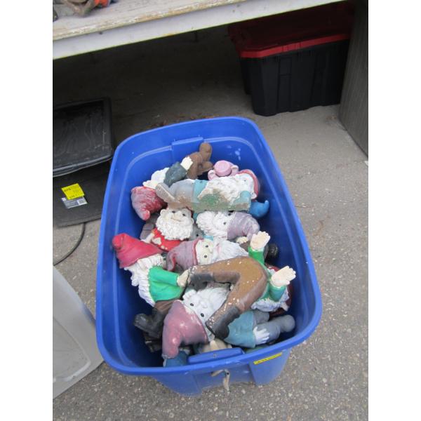 BIN OF ASST. GARDEN ORNAMENTS