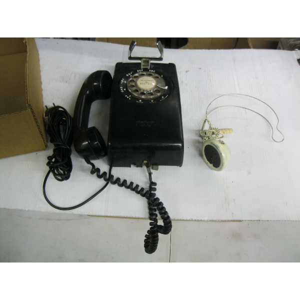 NORTHERN ELECTRIC BAKELITE WALL MOUNT TELEPHONE