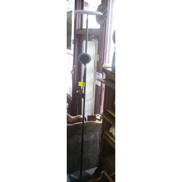 FLOOR LAMP W/READING LAMP