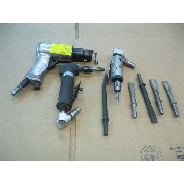 2 AIR DIE GRINDERS & AIR CHISEL W/BITS