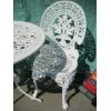 Image 2 : WHITE METAL BISTRO TABLE W/2 CHAIRS
