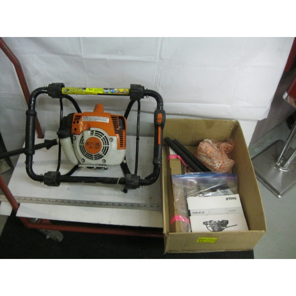 "AS IS" STIHL BT121 AUGER - NO BIT - BOX OF ASST. ACCESS.