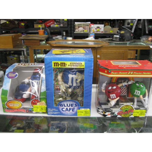 3 M&Ms FIGURINES