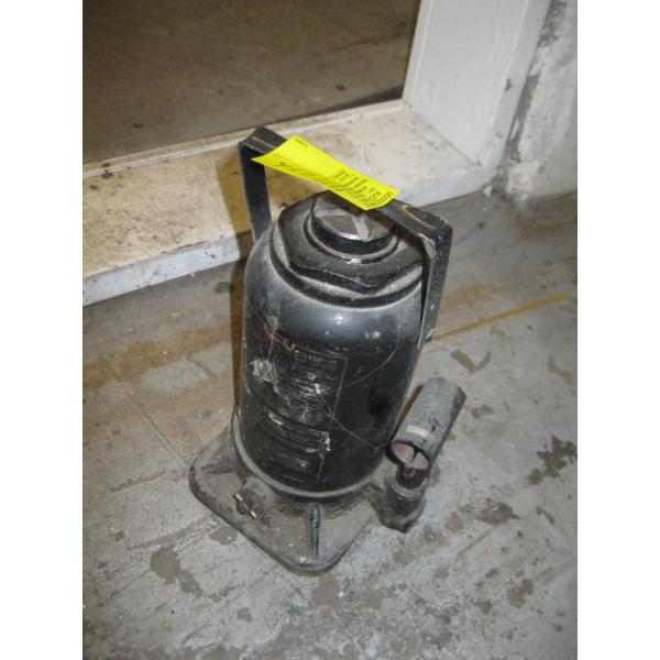 HEAVY DUTY BOTTLEJACK