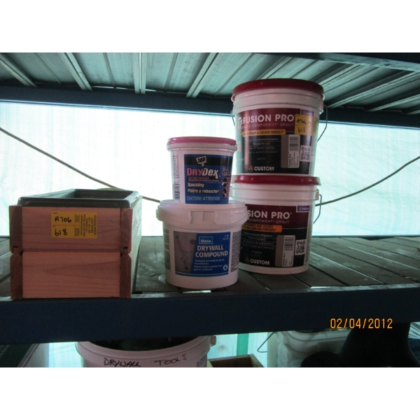 WOODEN PLANT HOLDER, 2 FUSION PRO GROUT DRYWALL COMPOUND & SPACKLE