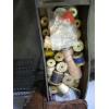 Image 9 : WHITE TREADLE SEWING MACHINE W/CABINET